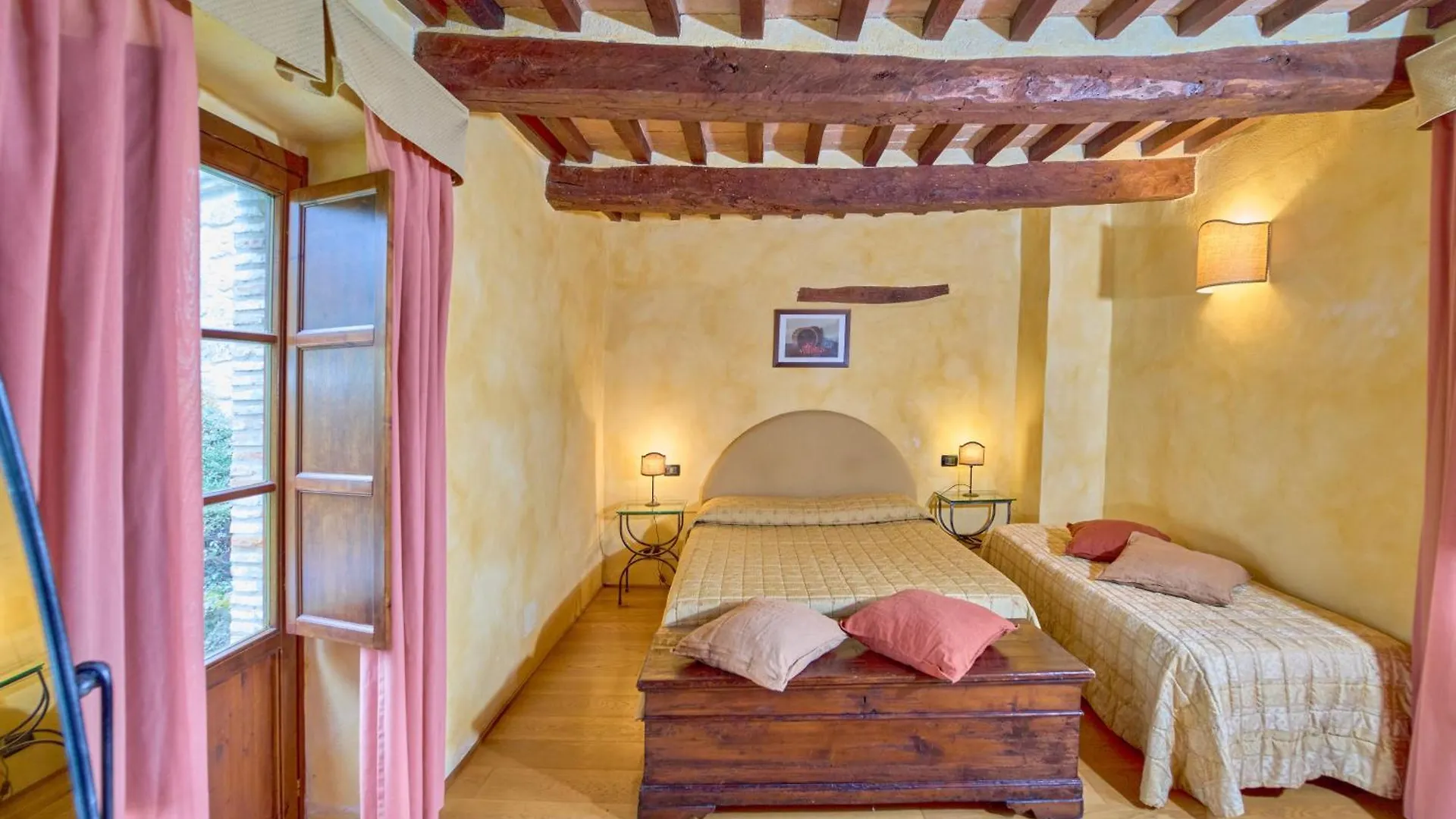 Borgo Fastelli Aparthotel Sarteano