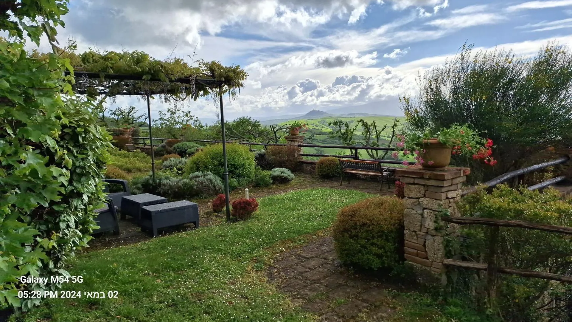 Borgo Fastelli Aparthotel Sarteano