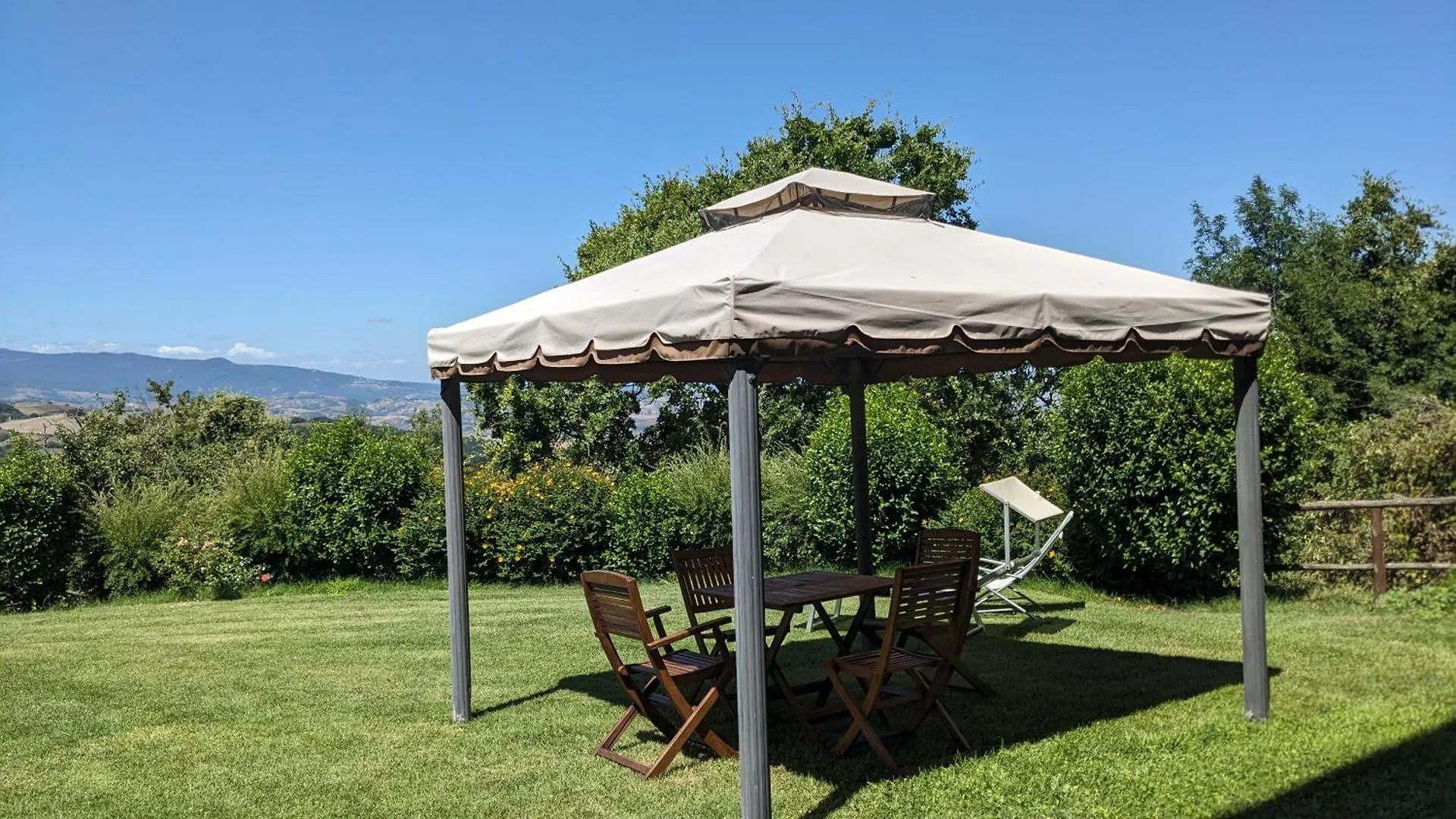 Borgo Fastelli Aparthotel Sarteano 3*,